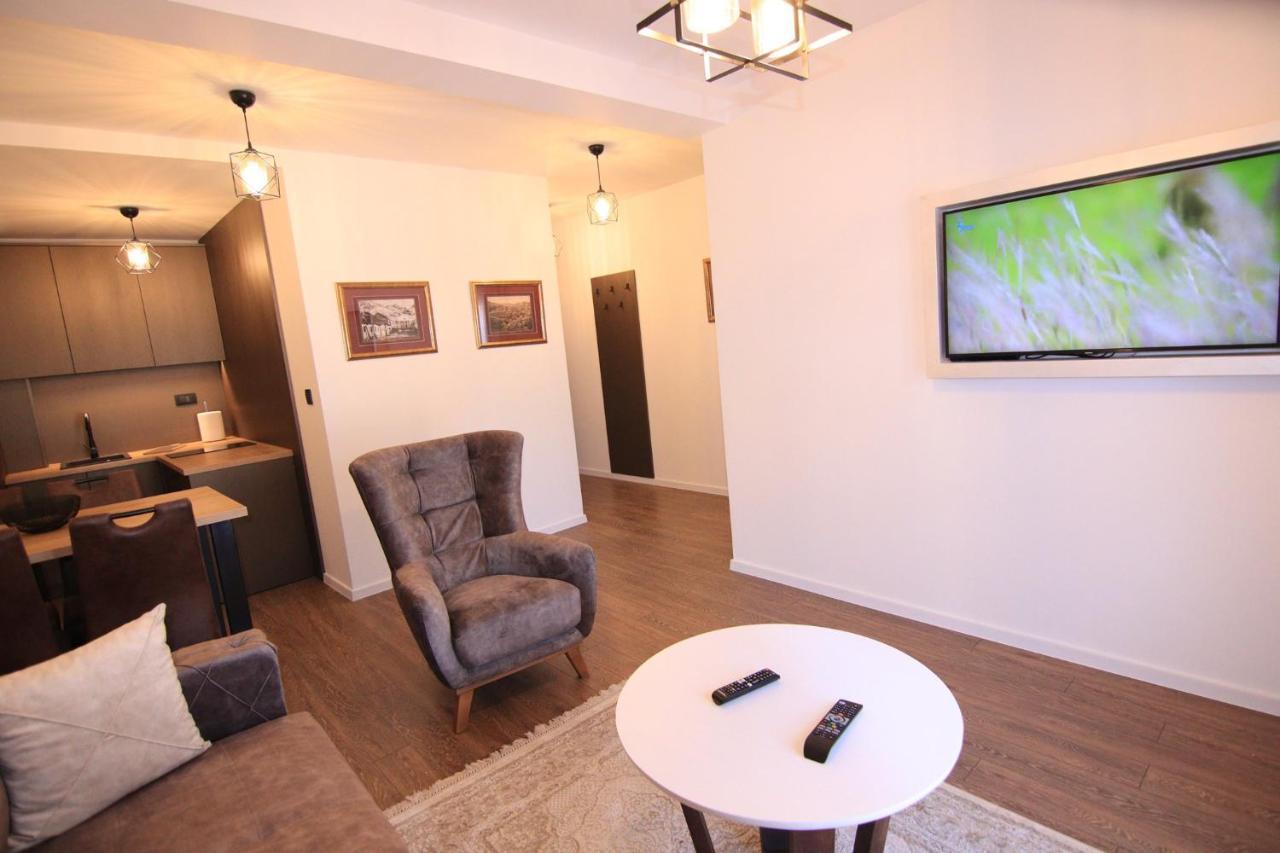 Apartmani Fantasia Cetinje Esterno foto