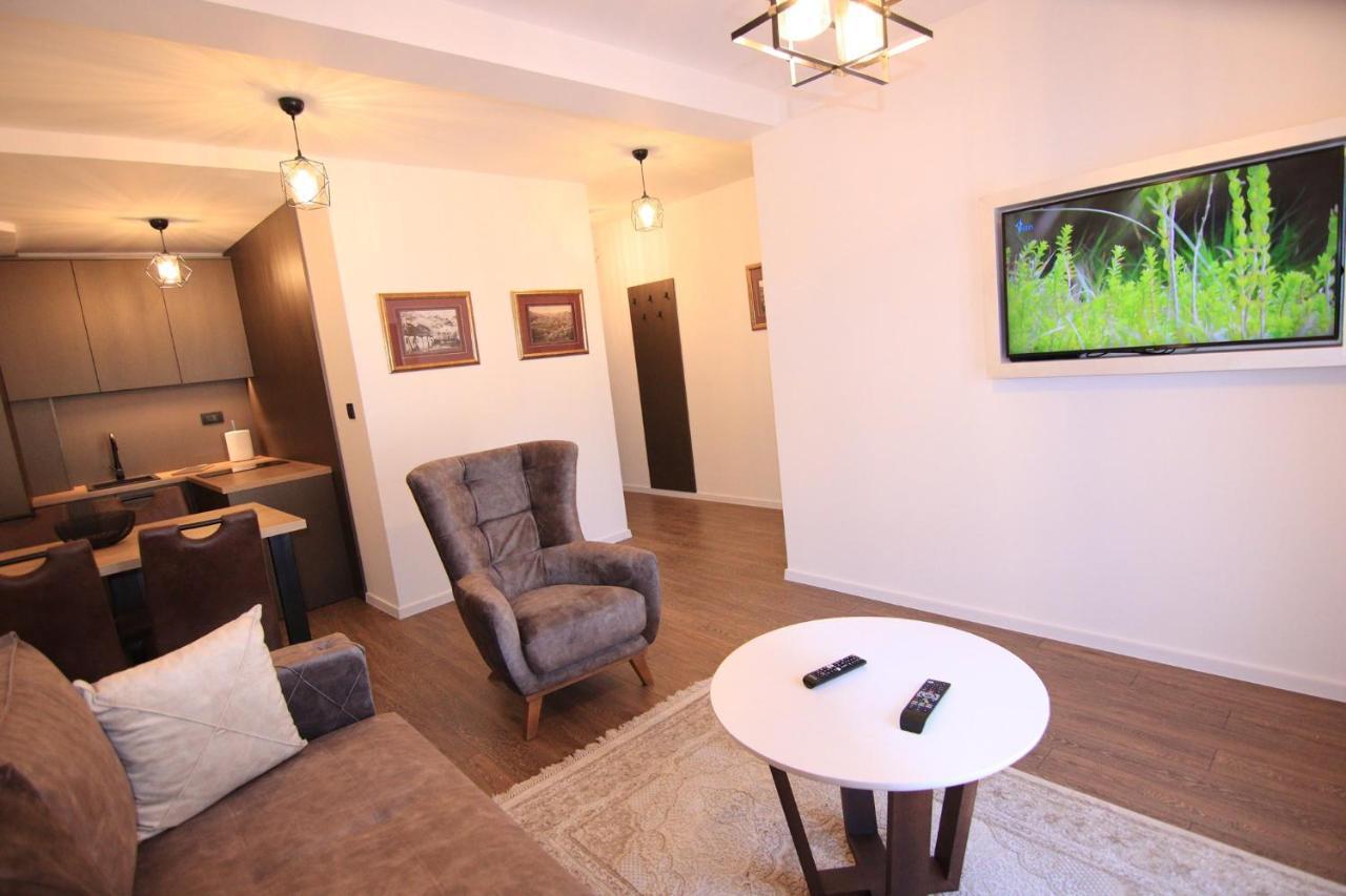 Apartmani Fantasia Cetinje Esterno foto